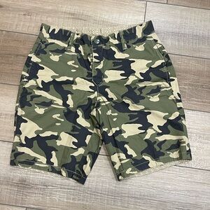 Aeropostale Shorts Patterned Tan Men's Shorts Size 28 100% Cotton Reversible